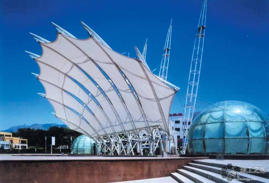 和平车棚膜结构网架